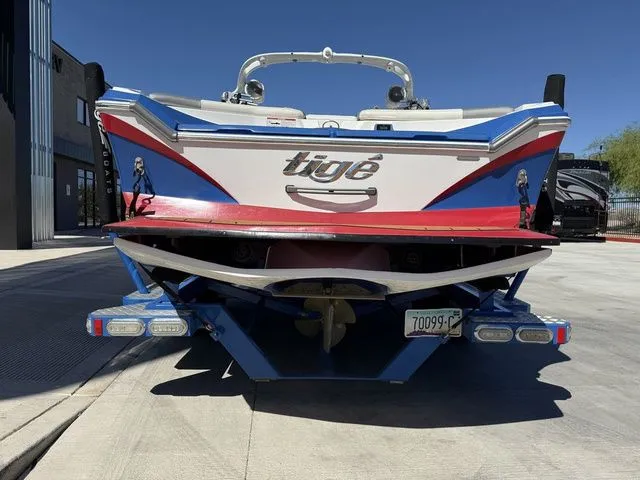 Slide: The Image of Tigé Z3 2015 - 7