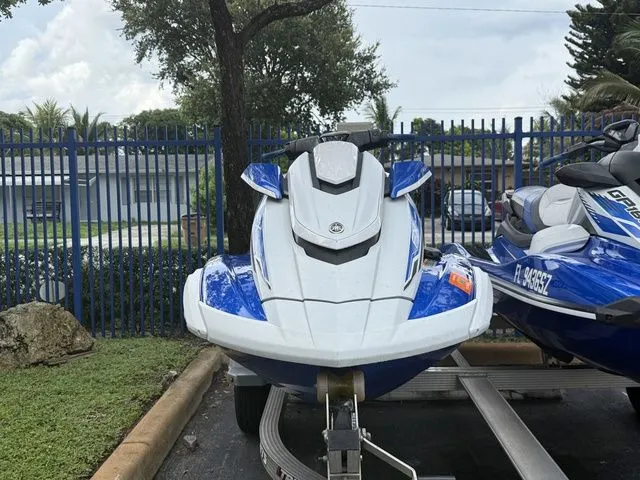 Slide: The Image of Yamaha FX Cruiser HO 2021 - 4