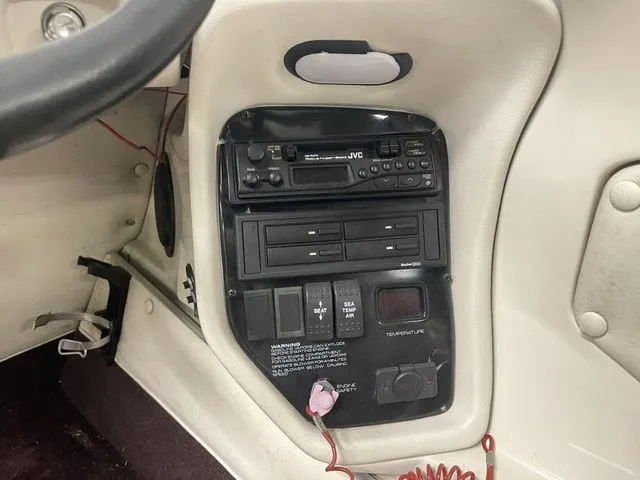 Slide: The Image of Mariah 220 Talari 1995 - 15