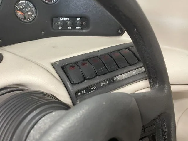 Slide: The Image of Mariah 220 Talari 1995 - 18