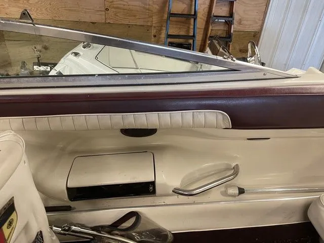 Slide: The Image of Mariah 220 Talari 1995 - 20