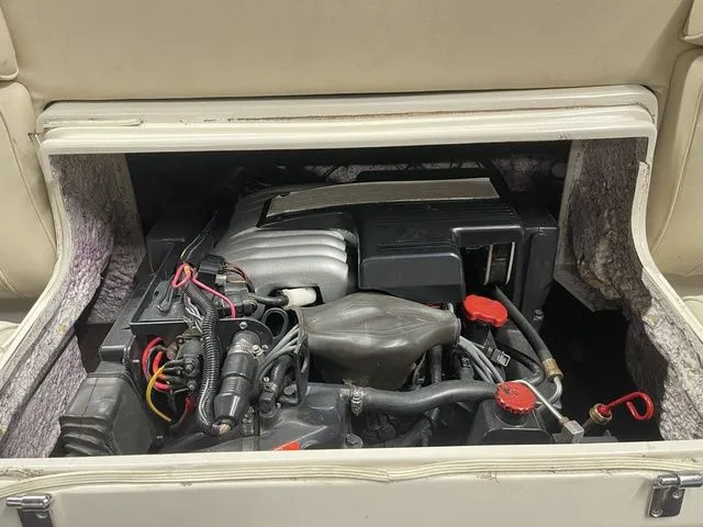 Slide: The Image of Mariah 220 Talari 1995 - 5