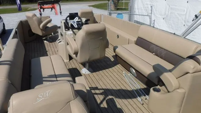 Slide: The Image of Silver Wave 230 Grand Costa CC 2019 - 10