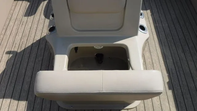 Slide: The Image of Silver Wave 230 Grand Costa CC 2019 - 15