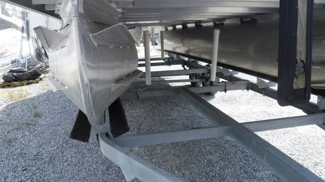 Slide: The Image of Silver Wave 230 Grand Costa CC 2019 - 18