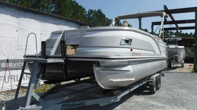 Slide: The Image of Silver Wave 230 Grand Costa CC 2019 - 2