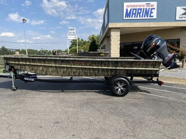 Slide: The Image of SeaArk DXS 1860 SLD 2026 - 1