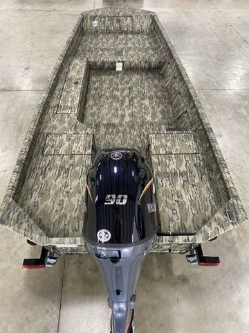 Slide: The Image of SeaArk DXS 1860 SLD 2026 - 9