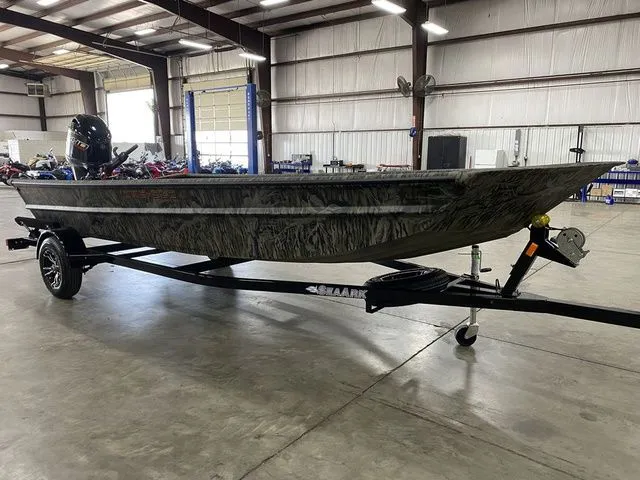 Slide: The Image of SeaArk DXS 1860 SLD 2026 - 10