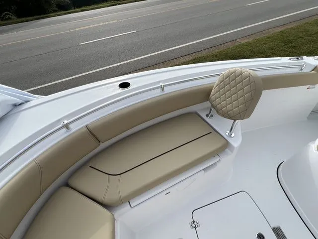 Slide: The Image of Sportsman Heritage 231 Center Console 2026 - 14