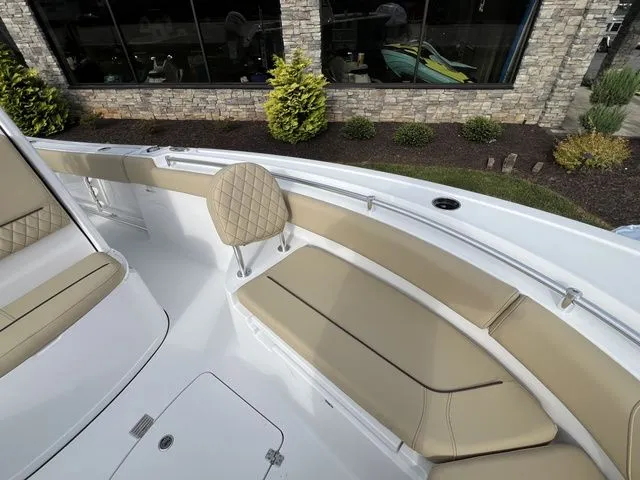 Slide: The Image of Sportsman Heritage 231 Center Console 2026 - 15