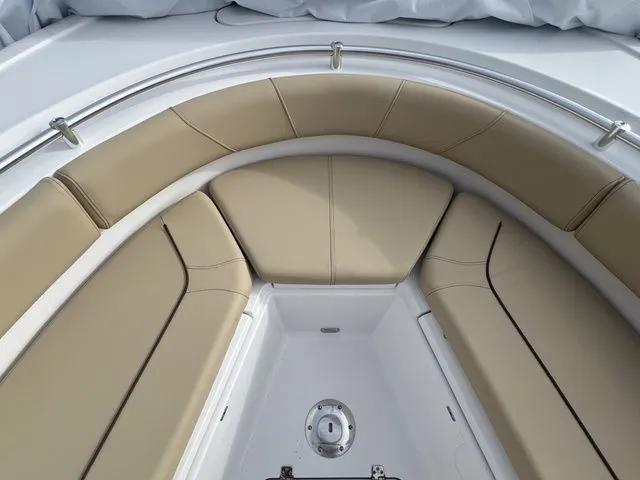 Slide: The Image of Sportsman Heritage 231 Center Console 2026 - 16