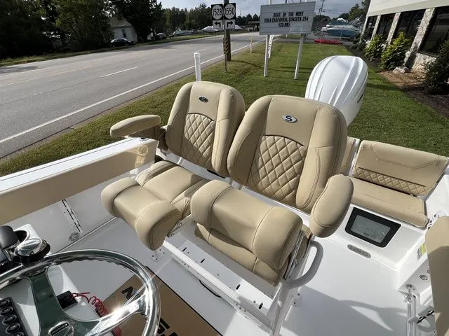 Slide: The Image of Sportsman Heritage 231 Center Console 2026 - 17