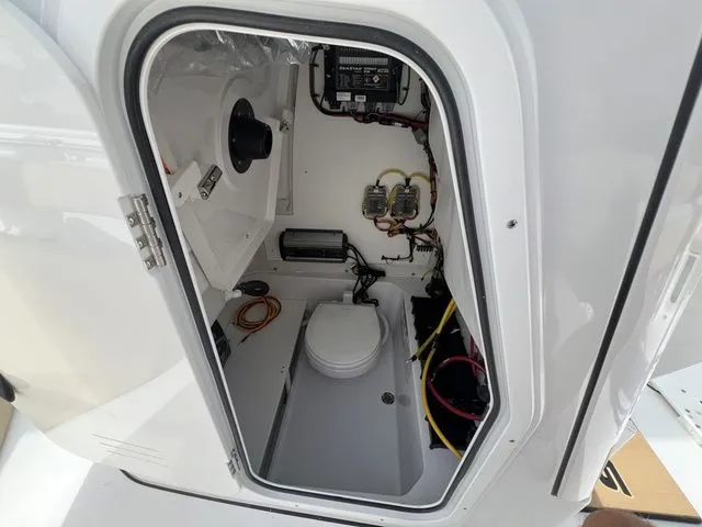 Slide: The Image of Sportsman Heritage 231 Center Console 2026 - 6