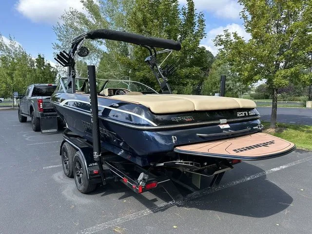 Slide: The Image of Sanger V237 SX 2022 - 5