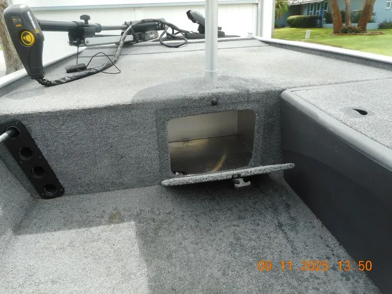 Slide: The Image of Tracker Bass Tracker Classic XL 2020 - 10