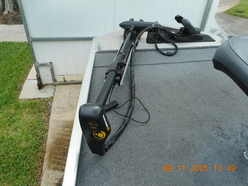 Slide: The Image of Tracker Bass Tracker Classic XL 2020 - 14