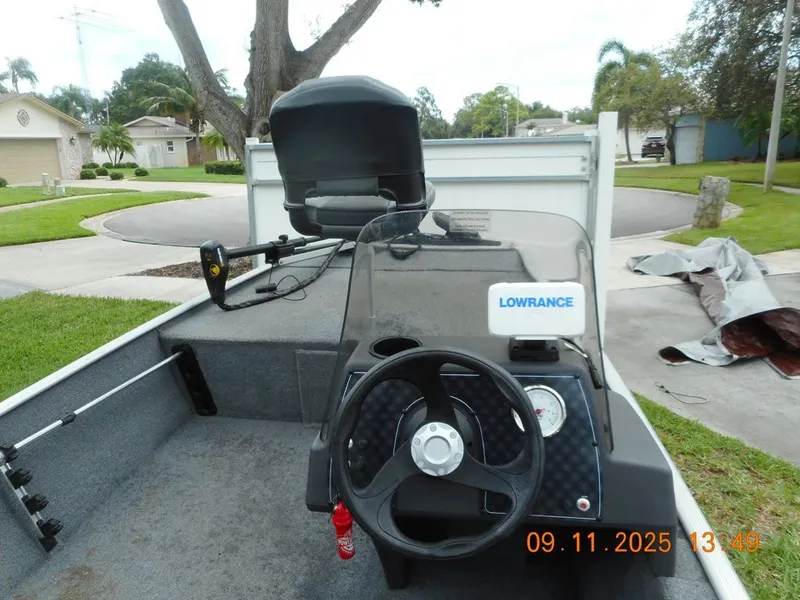 Slide: The Image of Tracker Bass Tracker Classic XL 2020 - 5