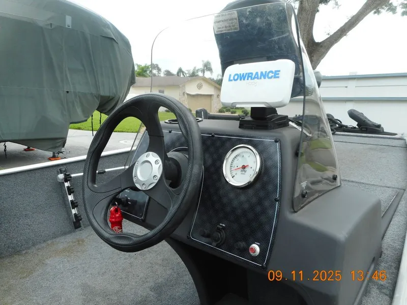 Slide: The Image of Tracker Bass Tracker Classic XL 2020 - 6