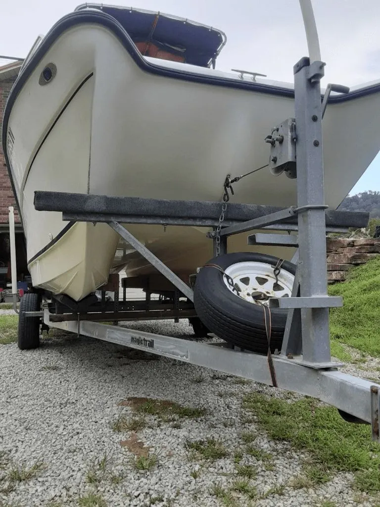 Slide: The Image of Angler 190 C CC-OB 2000 - 19