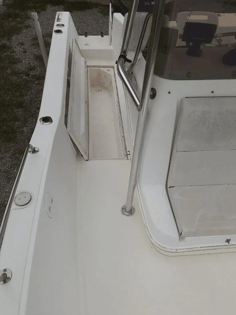 Slide: The Image of Angler 190 C CC-OB 2000 - 9