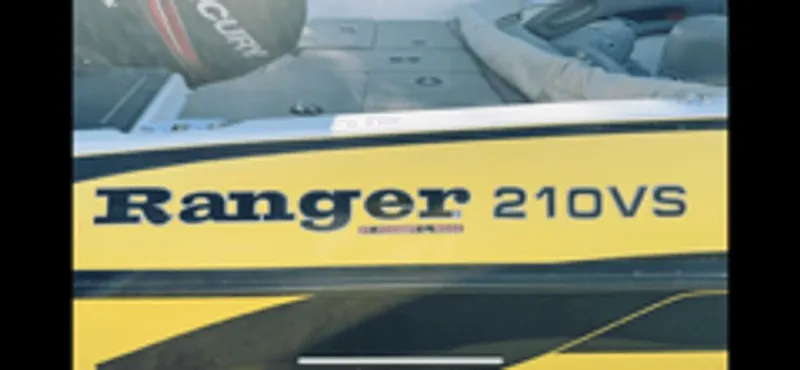 Slide: The Image of Ranger 210 VS Reata 2004 - 6