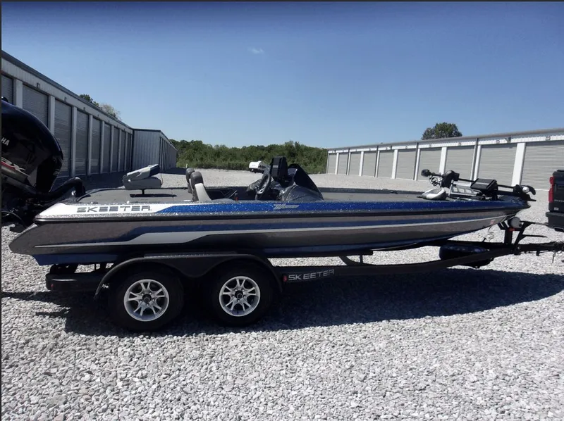 Slide: The Image of Skeeter 250 Zx 2017 - 3