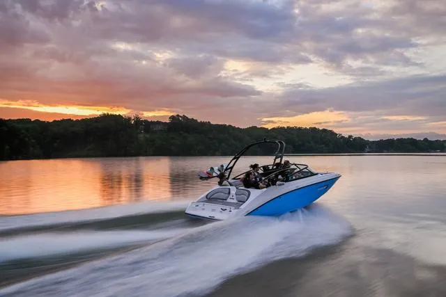 Slide: The Image of Yamaha AR190 2025 - 7