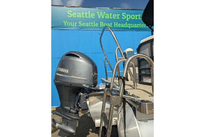 Slide: The Image of 2023 Berkshire 24RFX CTS boat with Yamaha motor at Seattle Water Sports. - 23