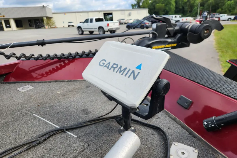 Slide: The Image of 2019 Ranger RT188C boat with Garmin device and Minn Kota trolling motor. - 10