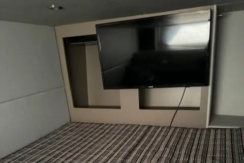 Slide: The Image of Formula 380 Super Sport Crossover I/O 2020 - 52