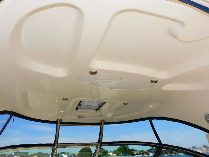 Slide: The Image of Sea Ray 40 Sundancer 2007 - 12