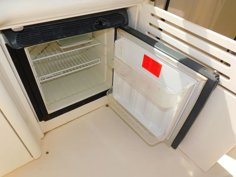 Slide: The Image of Sea Ray 40 Sundancer 2007 - 14