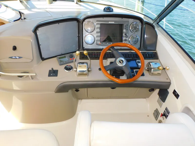 Slide: The Image of Sea Ray 40 Sundancer 2007 - 15