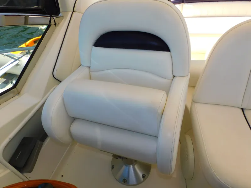 Slide: The Image of Sea Ray 40 Sundancer 2007 - 17