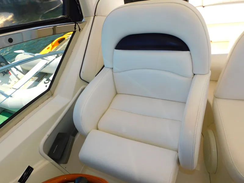 Slide: The Image of Sea Ray 40 Sundancer 2007 - 18