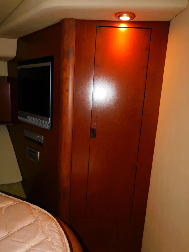 Slide: The Image of Sea Ray 40 Sundancer 2007 - 44