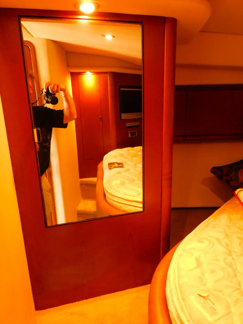 Slide: The Image of Sea Ray 40 Sundancer 2007 - 46