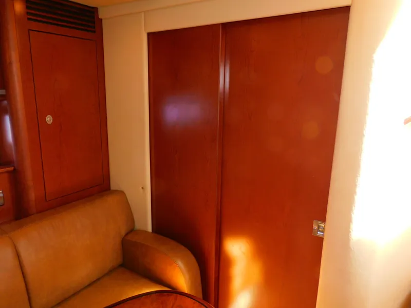 Slide: The Image of Sea Ray 40 Sundancer 2007 - 58