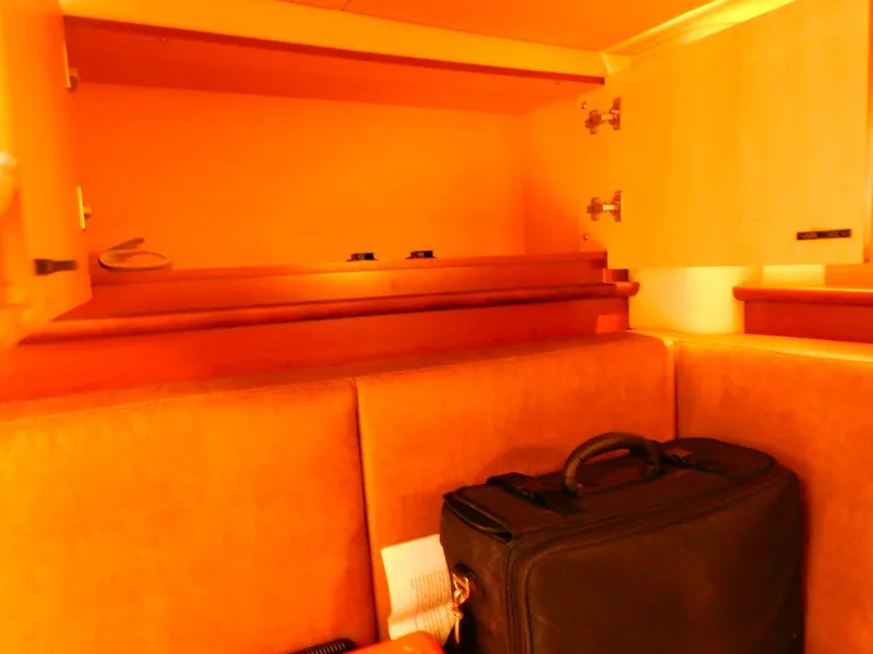 Slide: The Image of Sea Ray 40 Sundancer 2007 - 60