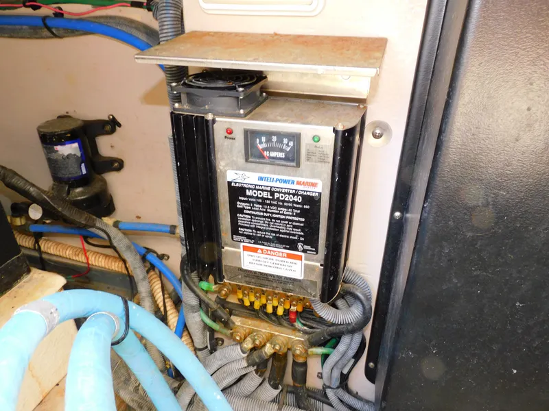 Slide: The Image of Sea Ray 40 Sundancer 2007 - 77