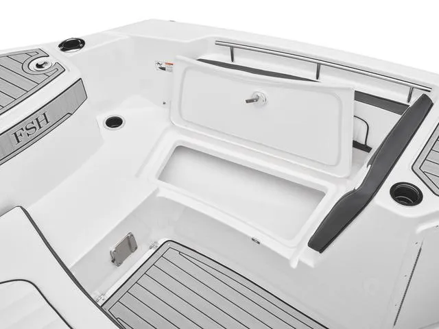 Slide: The Image of Yamaha 252 FSH Sport 2025 - 18