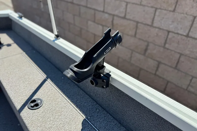 Slide: The Image of 2020 Alumacraft Escape 165 SC boat with mounted rod holder. - 15