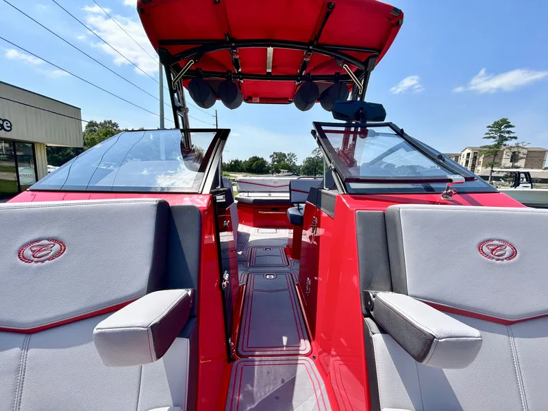 Slide: The Image of Cobalt R6 Surf 2026 - 18