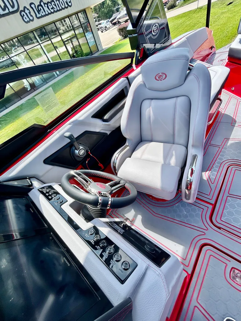 Slide: The Image of Cobalt R6 Surf 2026 - 24