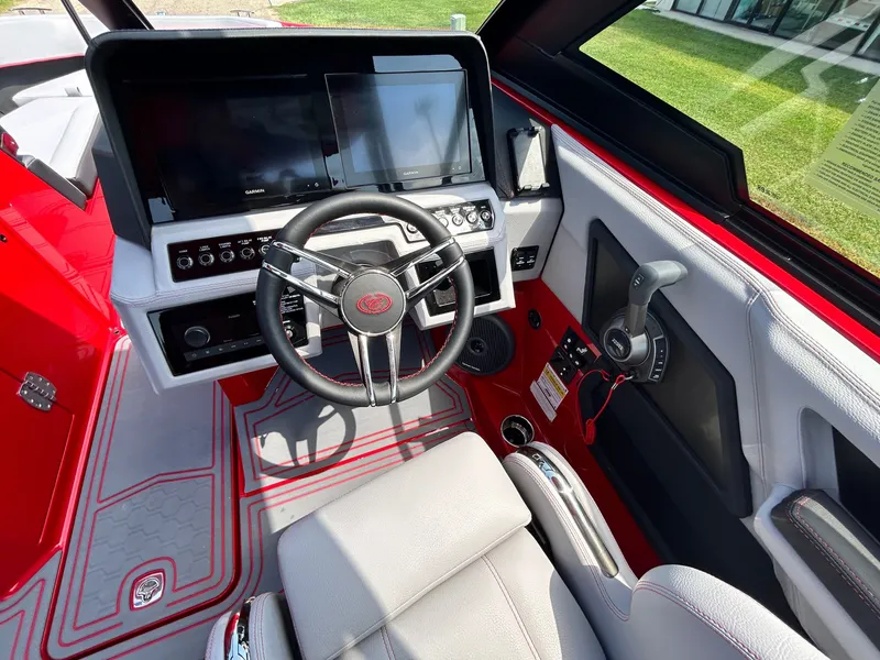 Slide: The Image of Cobalt R6 Surf 2026 - 25