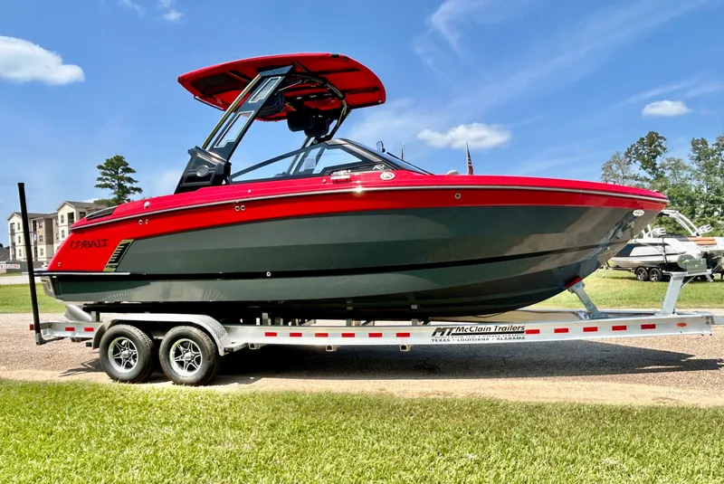 Slide: The Image of Cobalt R6 Surf 2026 - 3