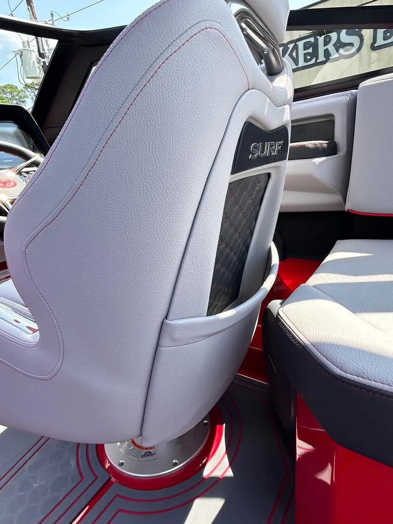 Slide: The Image of Cobalt R6 Surf 2026 - 43