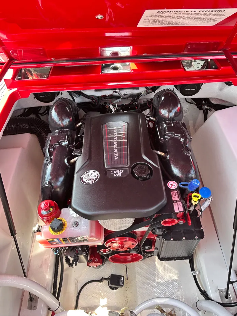 Slide: The Image of Cobalt R6 Surf 2026 - 51