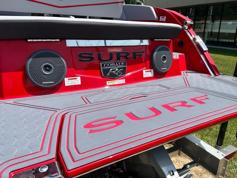 Slide: The Image of Cobalt R6 Surf 2026 - 9